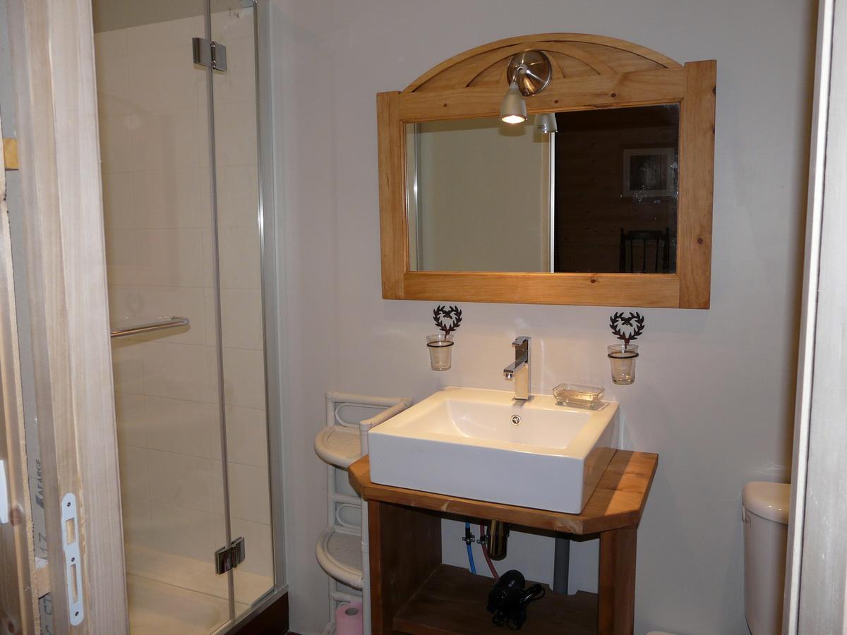 B & B Au Dela Du Temps Saint-Mamet ภายนอก รูปภาพ